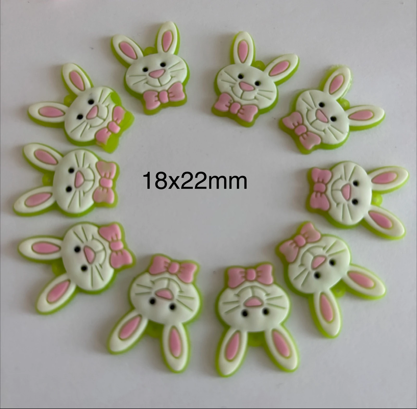 Tête de lapin à coller